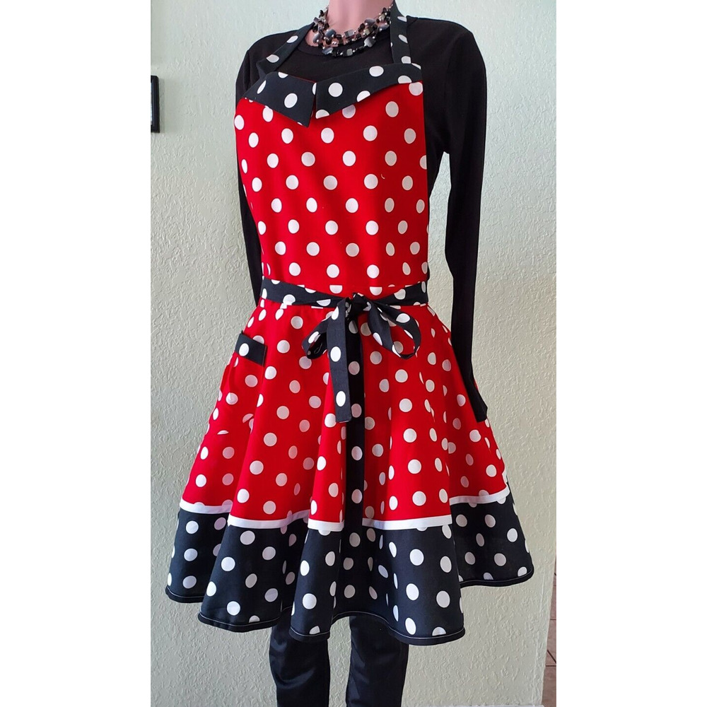 Retro/ Vintage Style Women's Handmade BIB APRON polka dot Pattern